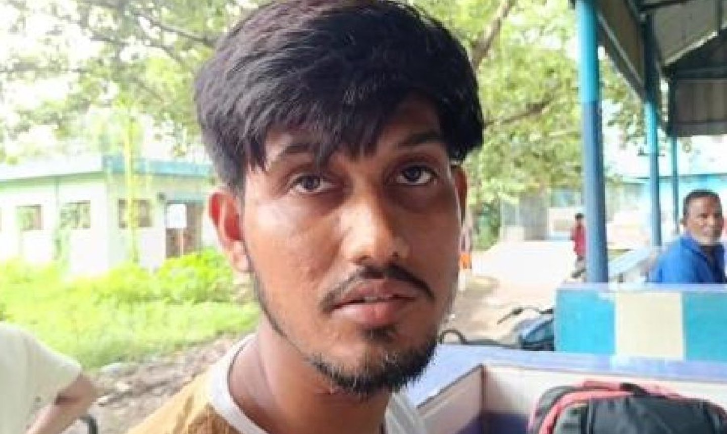 আরশোলা কর্মী শেখ আব্দুল হাফিজকে বেআইনিভাবে আটক, কী ঘটেছিল?