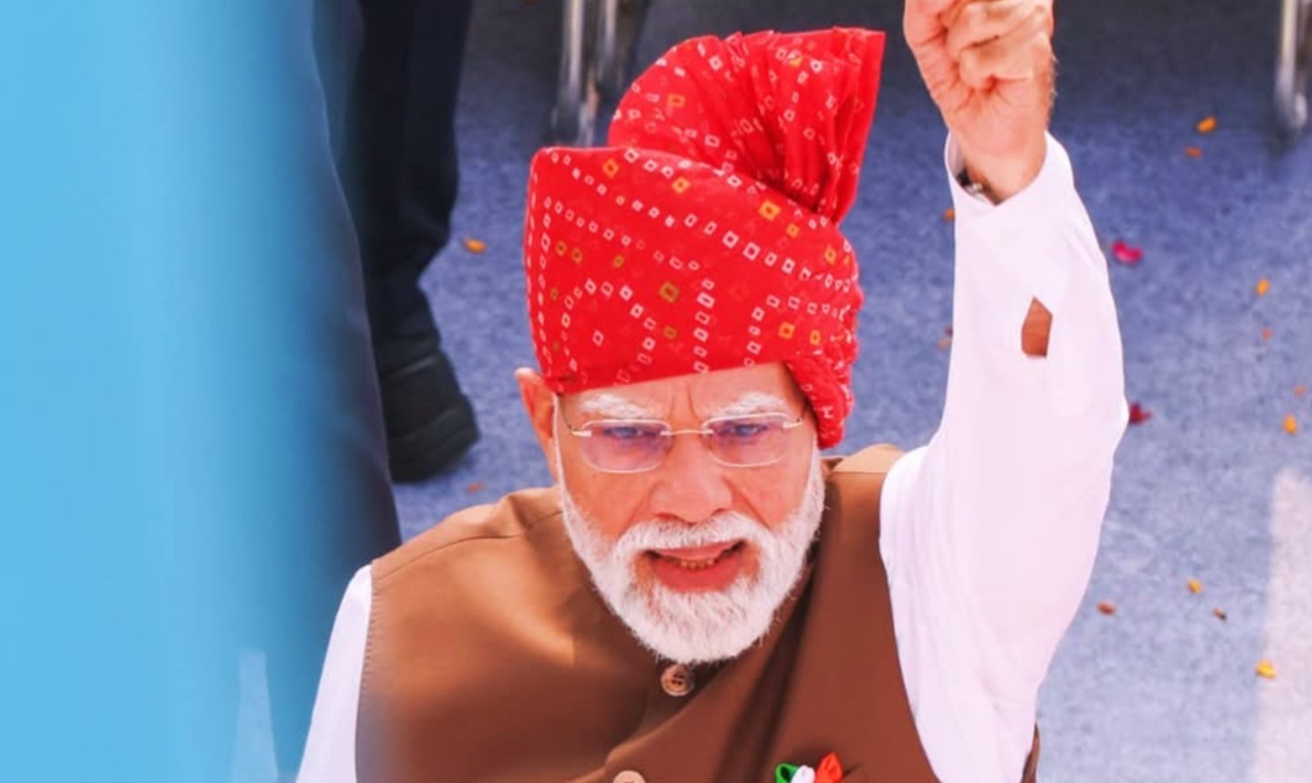 ‘দিমাগি নকশাল’ থেকে ‘ঘুসপেটিয়া’: মোদি যেভাবে অপরিকরণ করেন