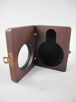 Kompaß mit Box Messing brüniert 244114d