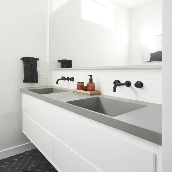 Minimalistic White Spa Bathroom