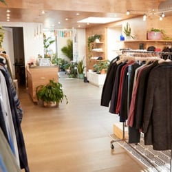 a retail store with no customers - customer transformation vs. digital transformation