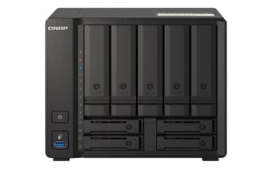 QNAP TS-h973AX NAS Tower Ryzen Embedded V1500B 8 GB DDR4 0 TB QuTS hero Czarny