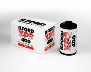 Ilford XP2 SUPER svartvit negativfilm, 24 bilder.