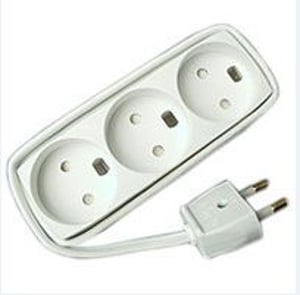 Microconnect GRUELU3H015 Steckdosenleiste, 1,5 m, 3 x Netzsteckdose, Weiß
