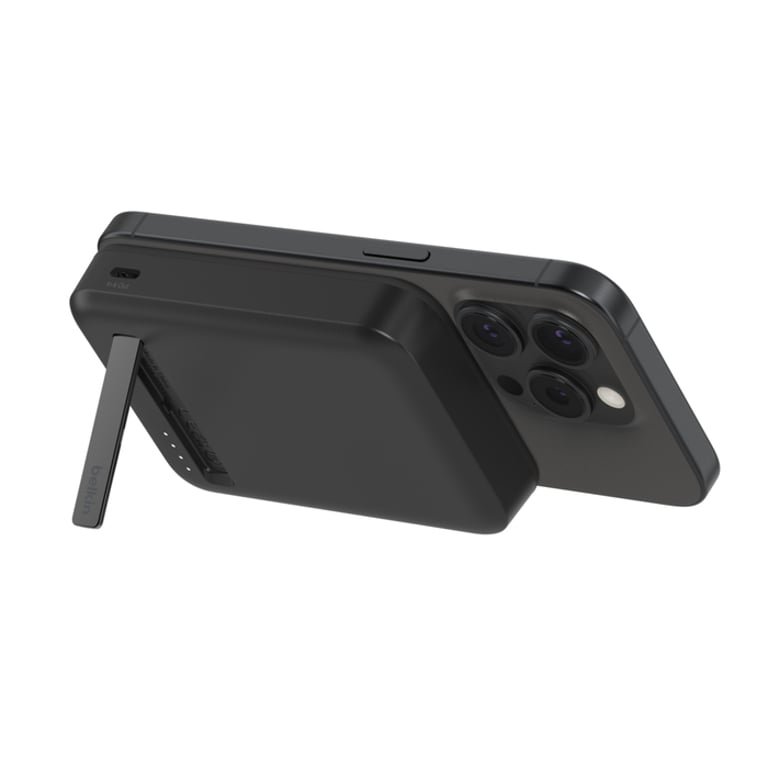 фото Зовнішній акумулятор (павербанк) Belkin BoostCharge Pro 8K 8000mAh 15W Black (BPD007BTBK)