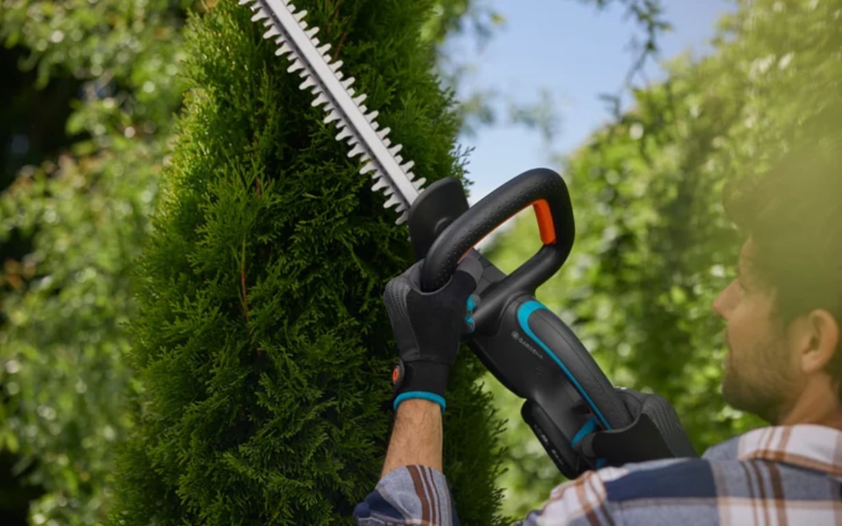 фото Кусторез аккумуляторный Gardena EasyCut 55/18V (14735-55) 2