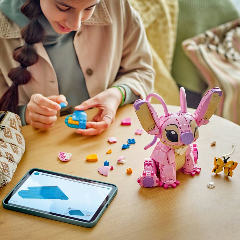 фото Блоковий конструктор LEGO Disney Ангел (43257)