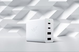 Razer RC21-01700200-R3M1 Ladegerät für mobile Geräte: Kopfhörer, Headset, Mobiltelefon, Netbook, Laptop, Powerbank, Smartphone, Smartwatch, Tablet, Telefon, Weiß, Wechselstrom, für den Innenbereich