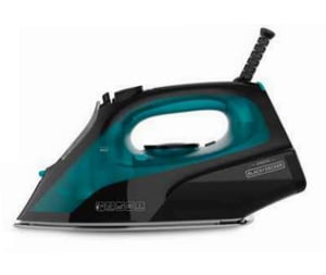 Black & Decker BXIR2403E Trocken- und Dampfbügeleisen, Keramiksohle, 2400 W, Schwarz, Grün