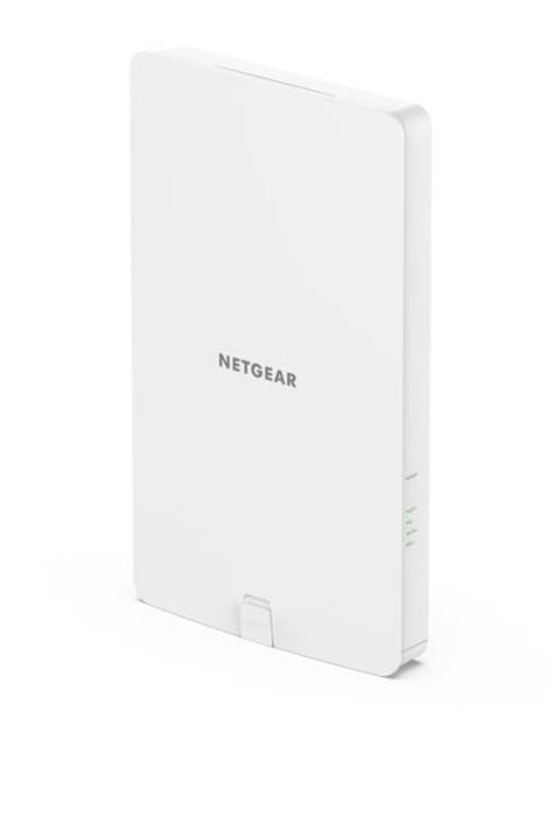 фото Точка доступу Netgear WAX608Y