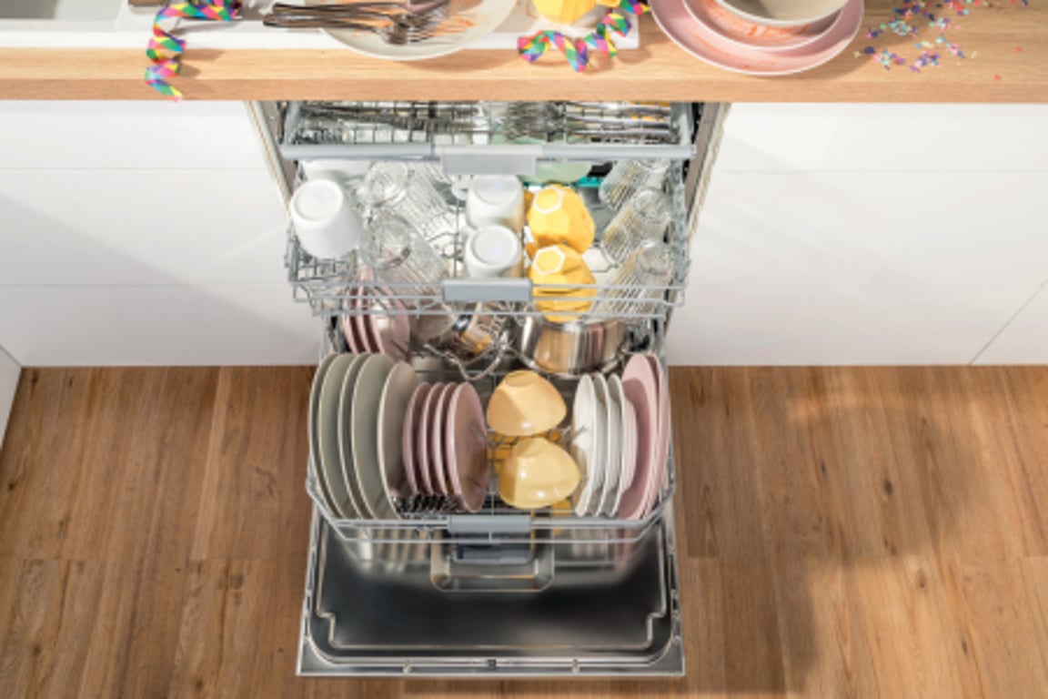 Gorenje GV643D60 zmywarka W pełni wbudowany 16 komplet.