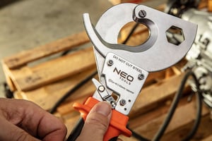NEO tools 01-401 obcinacz do kabli