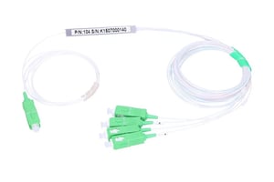 Extralink Splitter 1:4 PLC SC/APC 900um, 1,5m