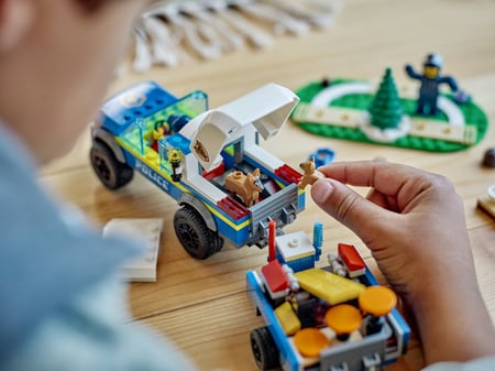 LEGO City Szkolenie psów policyjnych w terenie