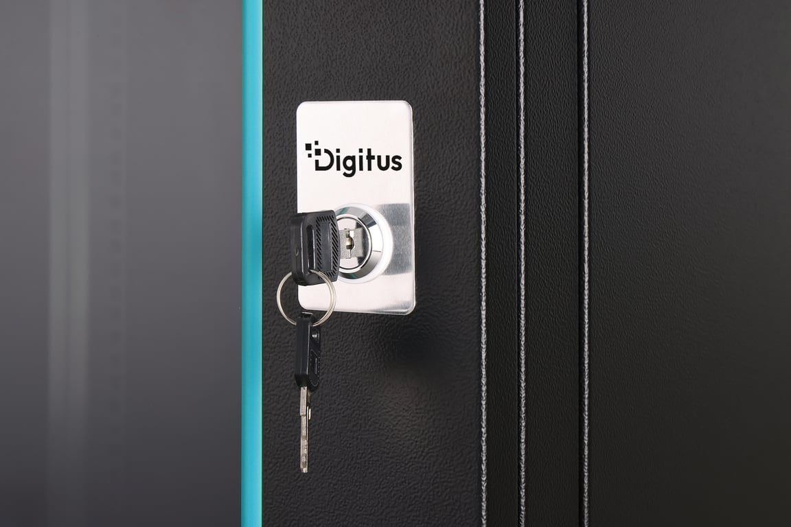 Digitus Obudowa naścienna z serii Dynamic-N - 600x600 mm (WxD), niezamontowana