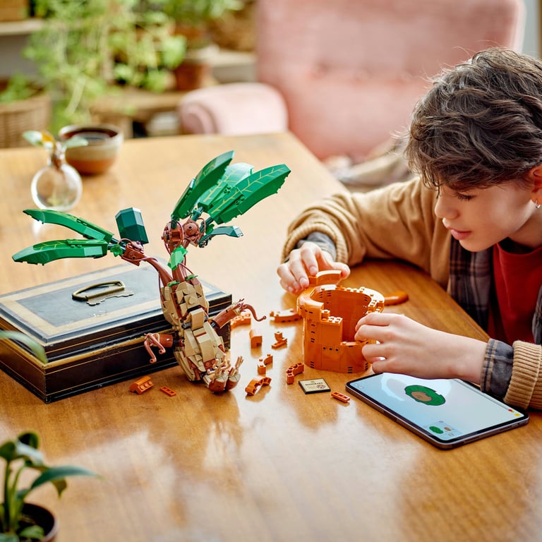 фото Блоковий конструктор LEGO Harry Potter Корінь мандрагори (76433)