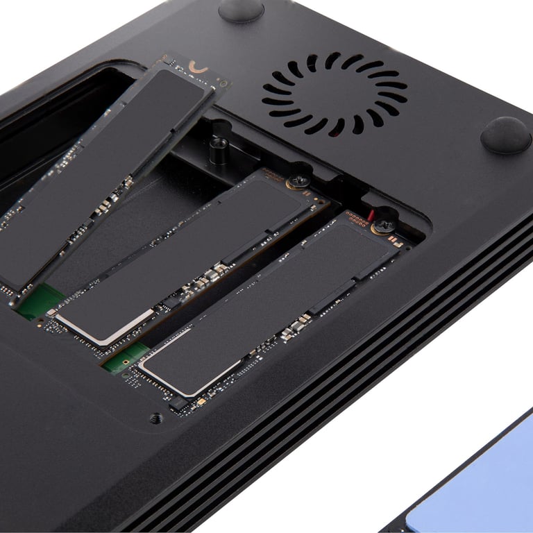StarTech M2E4BTB3 obudowa do dysków twardych Obudowa SSD Czarny M.2