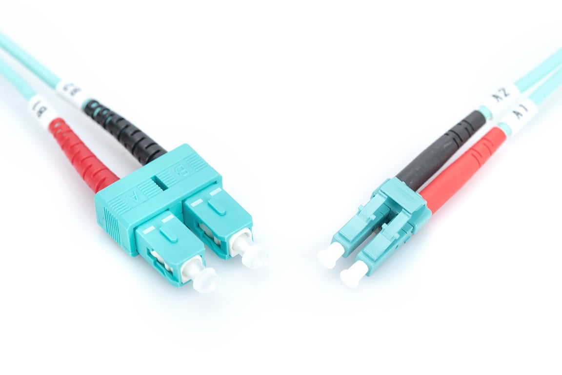 Digitus Światłowodowy kabel krosowy Multimode OM 3, LC / SC