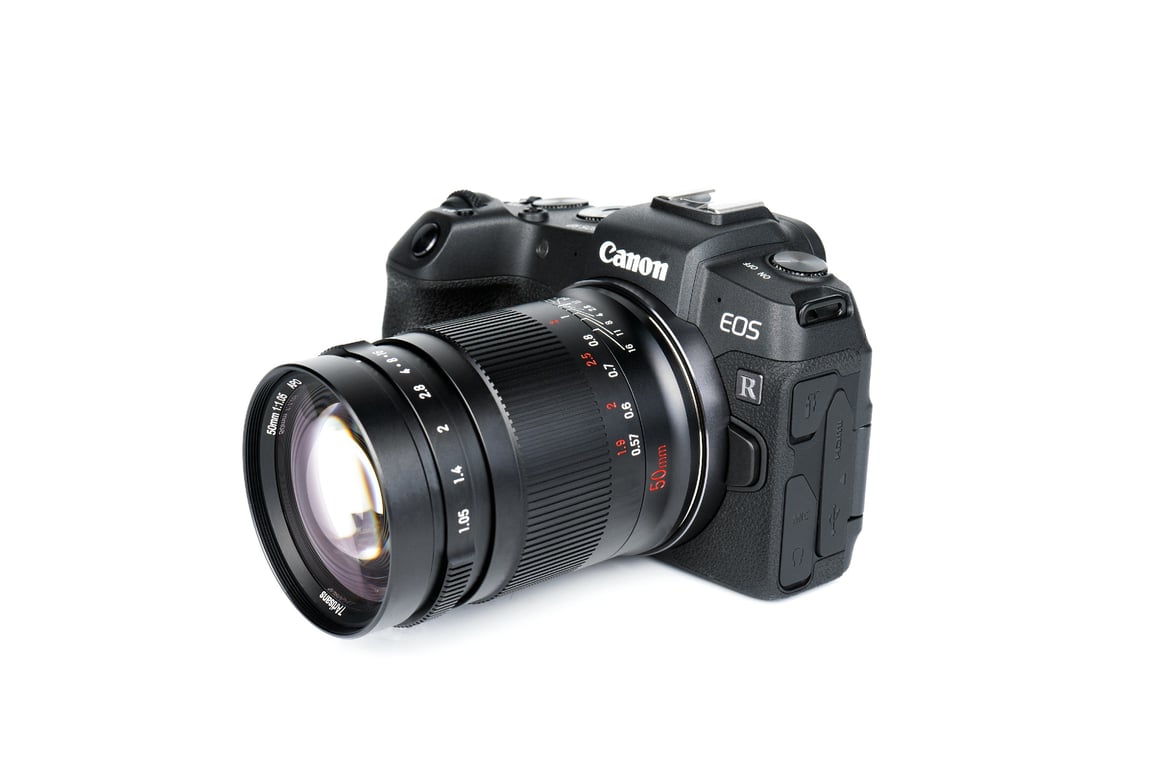 7Artisans 50mm F1.05 Bezlusterkowiec Obiektyw standardowy Czarny
