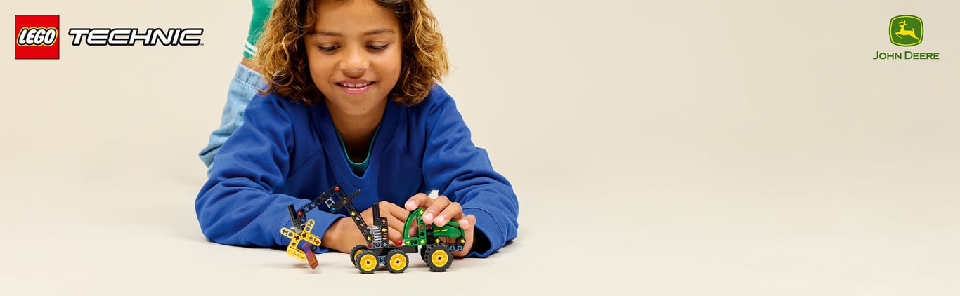 LEGO Technic Harwester kołowy John Deere 1470H