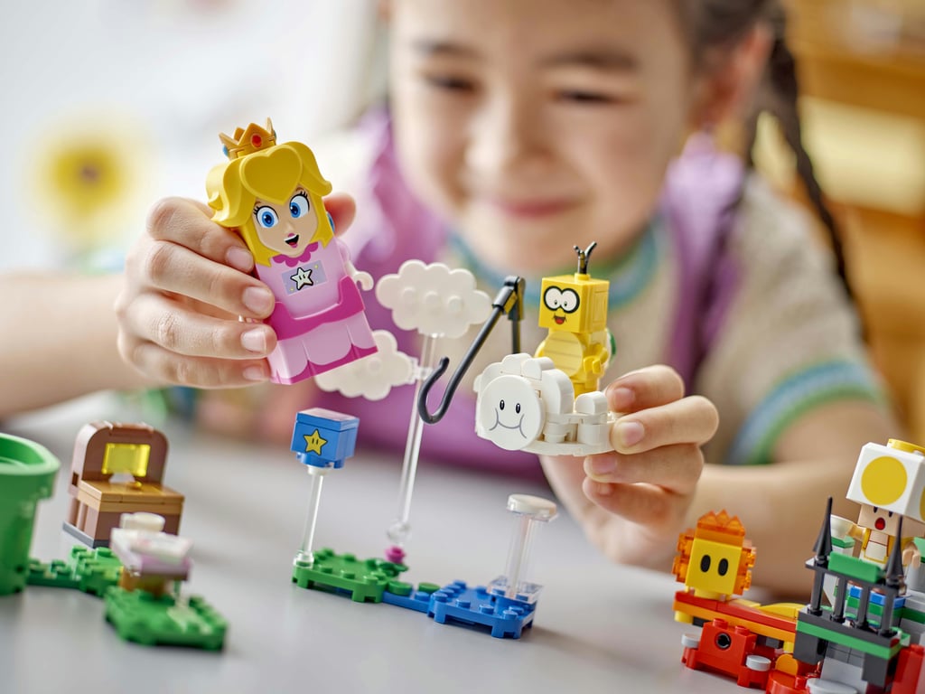 LEGO Super Mario Przygody z interaktywną figurką ® Peach™