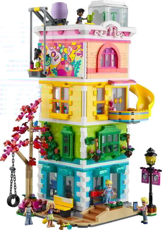 фото Блоковий конструктор LEGO Friends Хартлейк-Сіті. Громадський центр (41748)