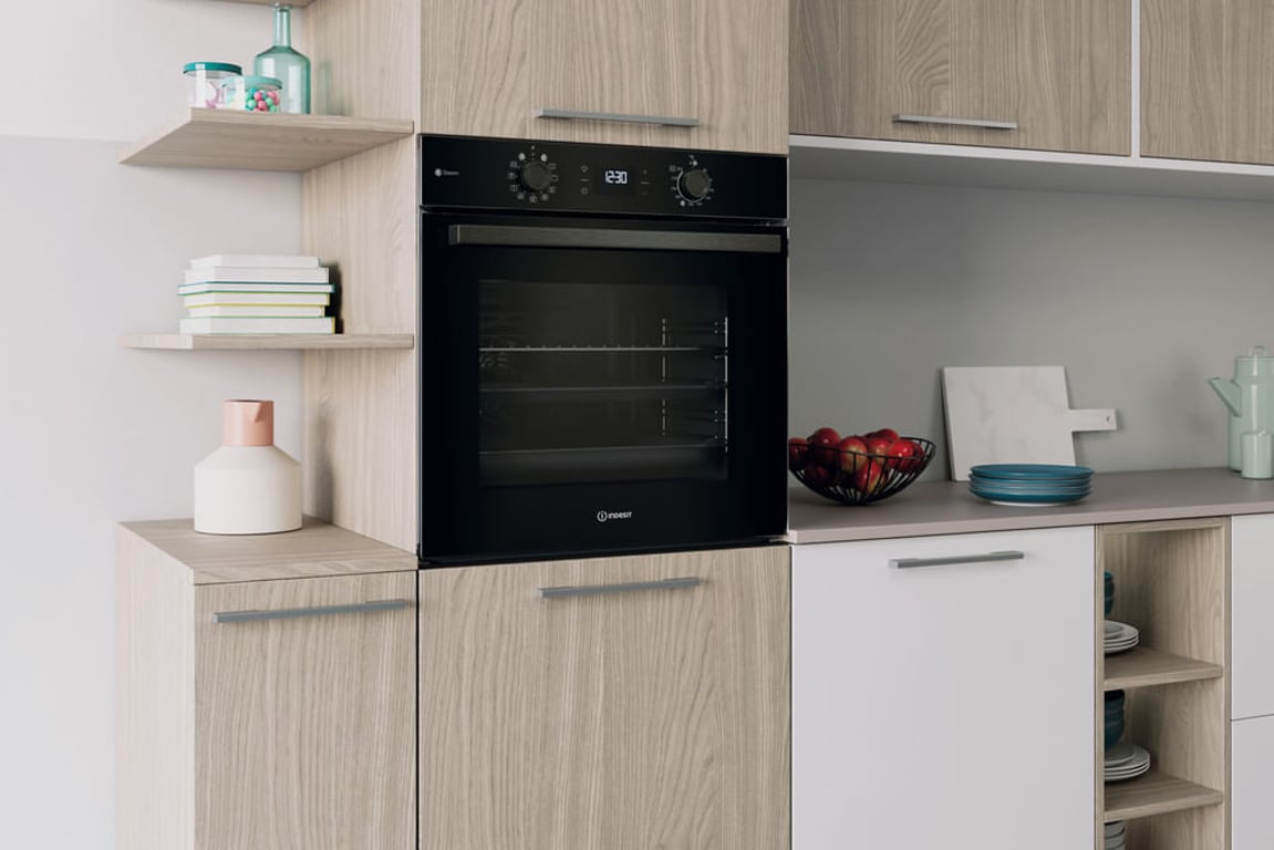 Indesit IO K58HS B 71 l Czarny