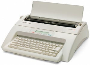 Olympia 252661001 typewriter, 22.9 cm