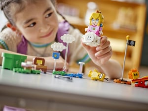 LEGO Super Mario Przygody z interaktywną figurką ® Peach™