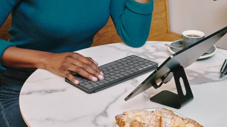 Logitech Keys-To-Go 2 QWERTY Amerykański międzynarodowy Bluetooth Grafitowy
