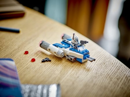 LEGO Star Wars Mikromyśliwiec Y-Wing™ kapitana Rexa