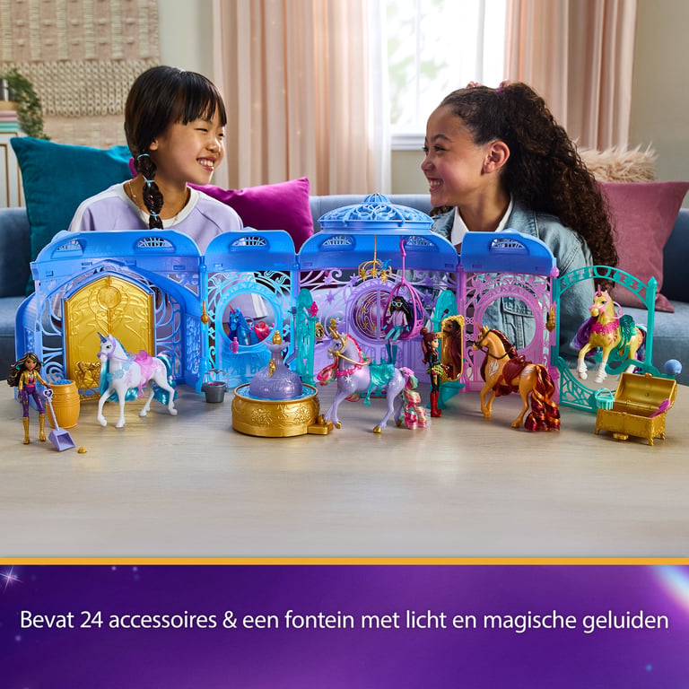 UCA PYS Small Dolls Stable Playset GML