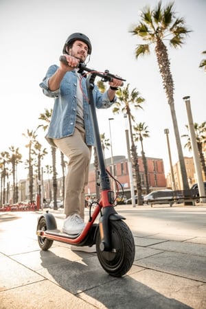 Ninebot by Segway D38E 25 km/h Czarny, Czerwony 10,2 Ah