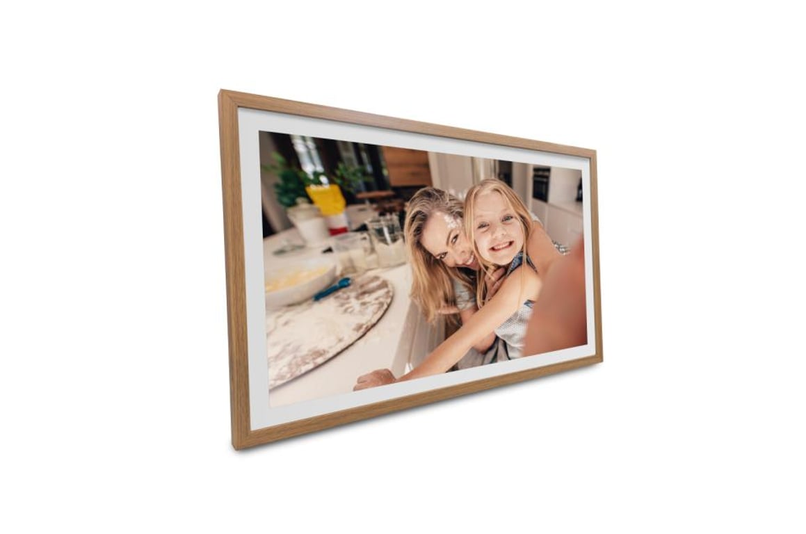 фото Цифровая рамка Kodak PFF-3263LW Wood 2