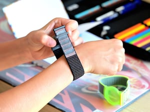 Mobile Origin AirTag Strap