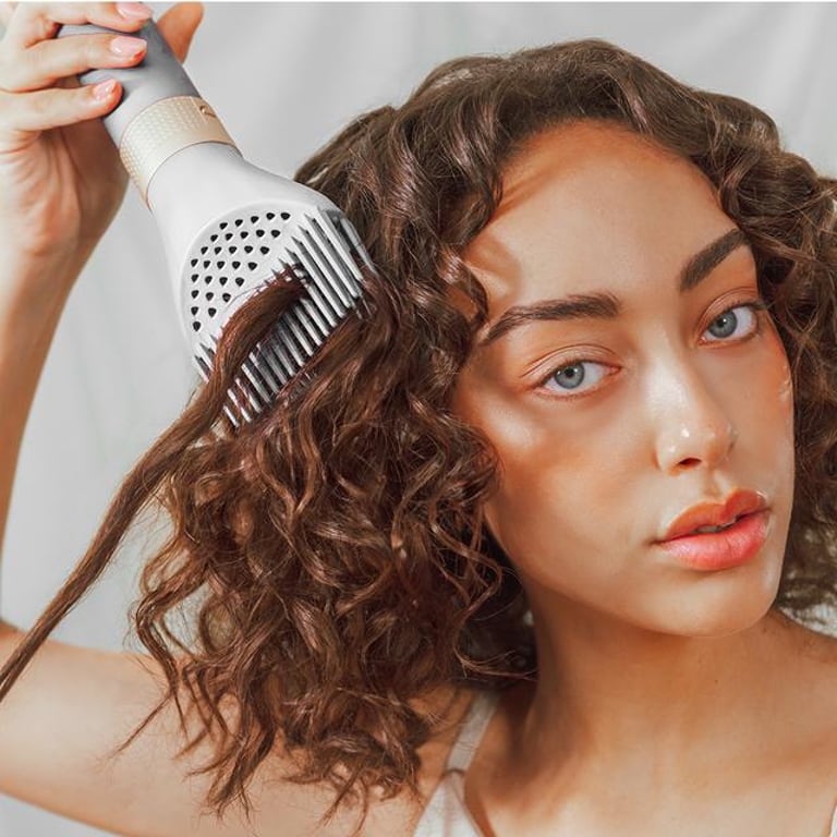 Cecotec Bamba CeramicCare 14in1 Multistyler Szampański 1400 W 1,8 m
