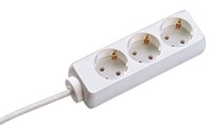 Bachmann 3x Schuko H05VV-F 3G 1.50mm² 16A/3680W 3m 3-fach-Steckdosenleiste, weiß