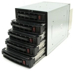 Supermicro CSE-M35TQ SATA Mobile Rack, Schwarz
