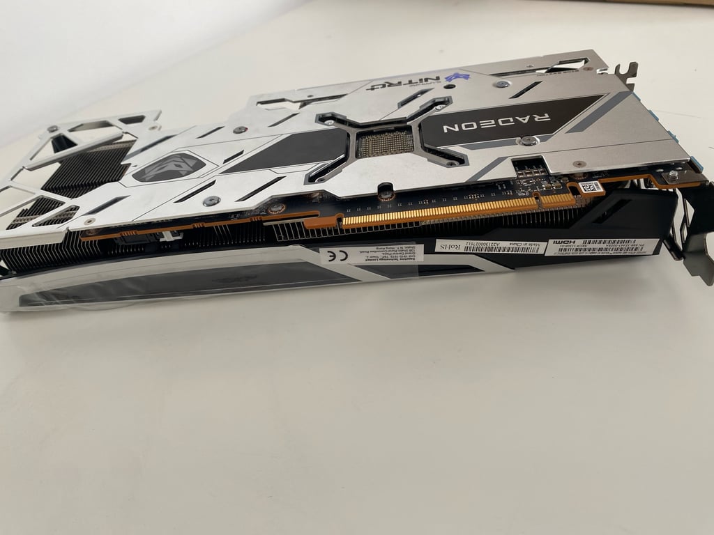 SAPPHIRE NITRO＋ Radeon RX 6700 XT OC 12G Sapphire Radeon RX 6700 XT Nitro+ Gaming OC 12GB GDDR6