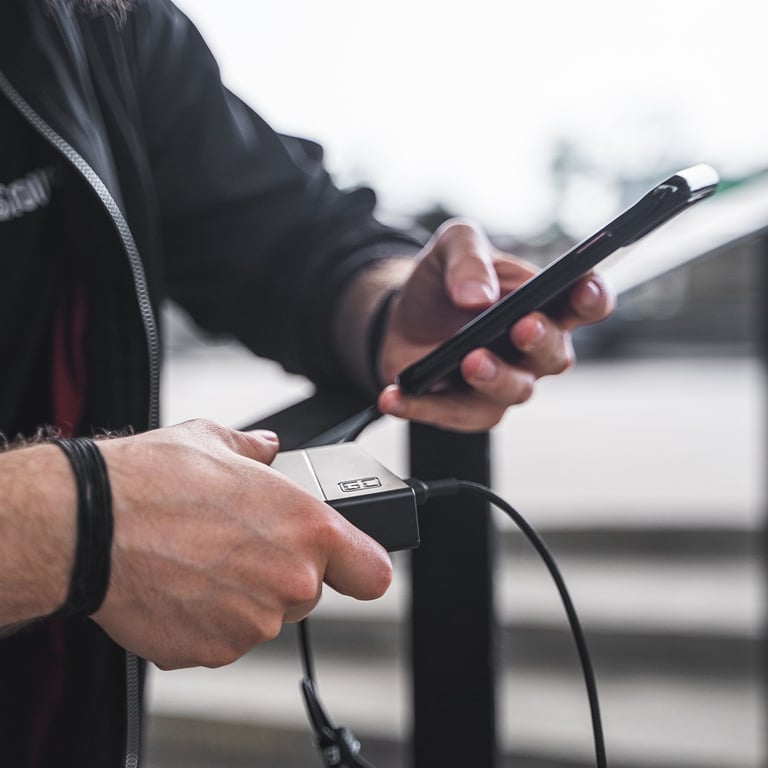 фото Зовнішній акумулятор (павербанк) Green Cell GC PowerPlay20 20000mAh, 18W Black (PBGC03)