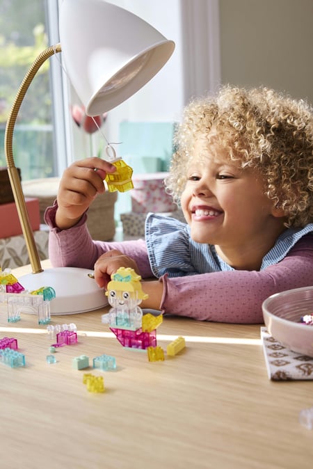 LEGO Classic Magiczny zestaw z przezroczystymi klockami