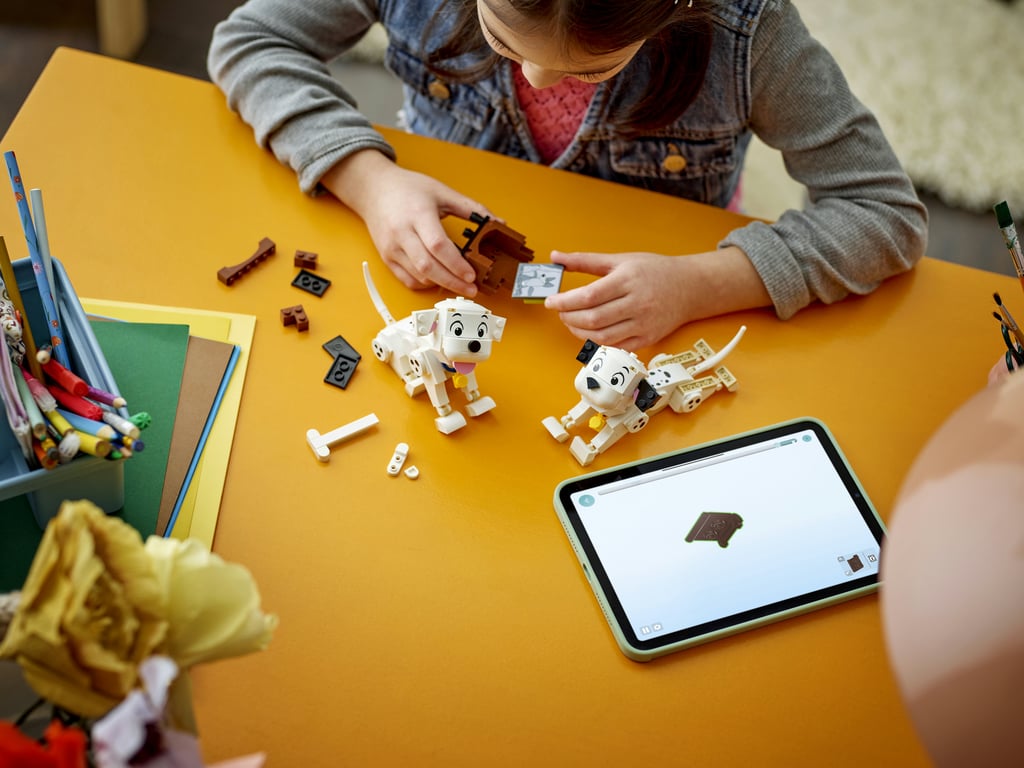 LEGO Disney 101 dalmatyńczyków — Szczeniaczki Szczęściarz i Penny