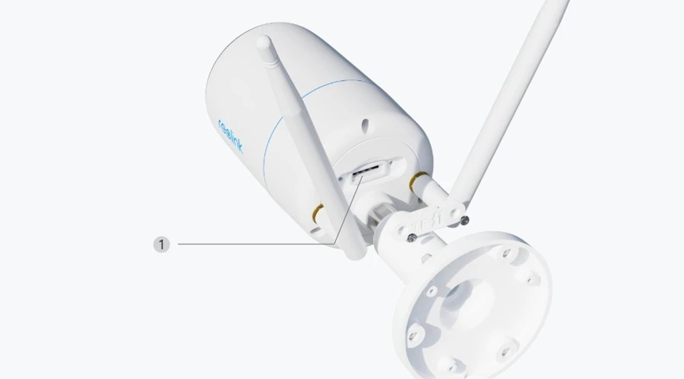 фото IP-камера відеоспостереження Reolink W330