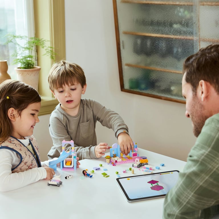 фото Блоковий конструктор LEGO Gabby