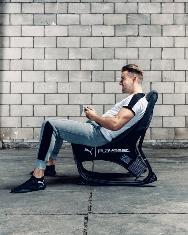 Playseat PUMA Active Fotel do gry na konsoli Wyściełane siedzisko  tapicerowane Czarny PPG.00228 kup online w SuperTech.pl - Hurtownia IT,  Sklep Komputerowy