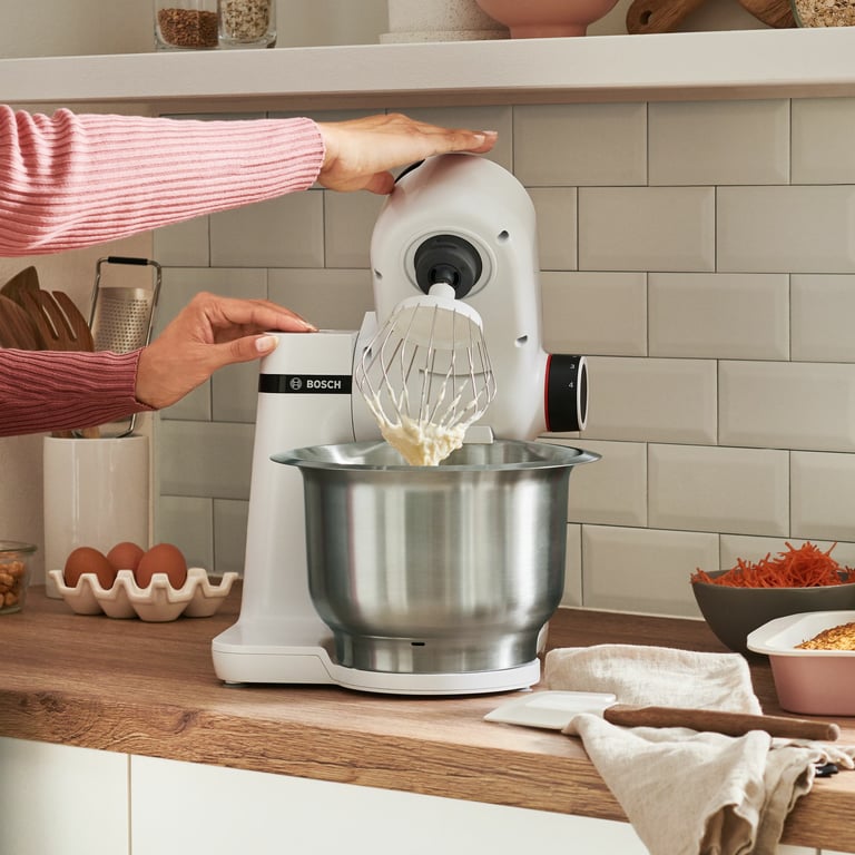 Bosch Serie 2 MUMS2EW00 robot kuchenny 700 W 3,8 l Biały