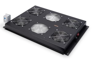 Digitus 19-tums ventilationspanel för servrarskåp i Unique-serien, 4 x fläkt, termostat, svart