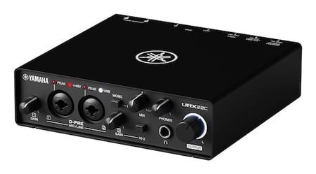 Yamaha URX22C