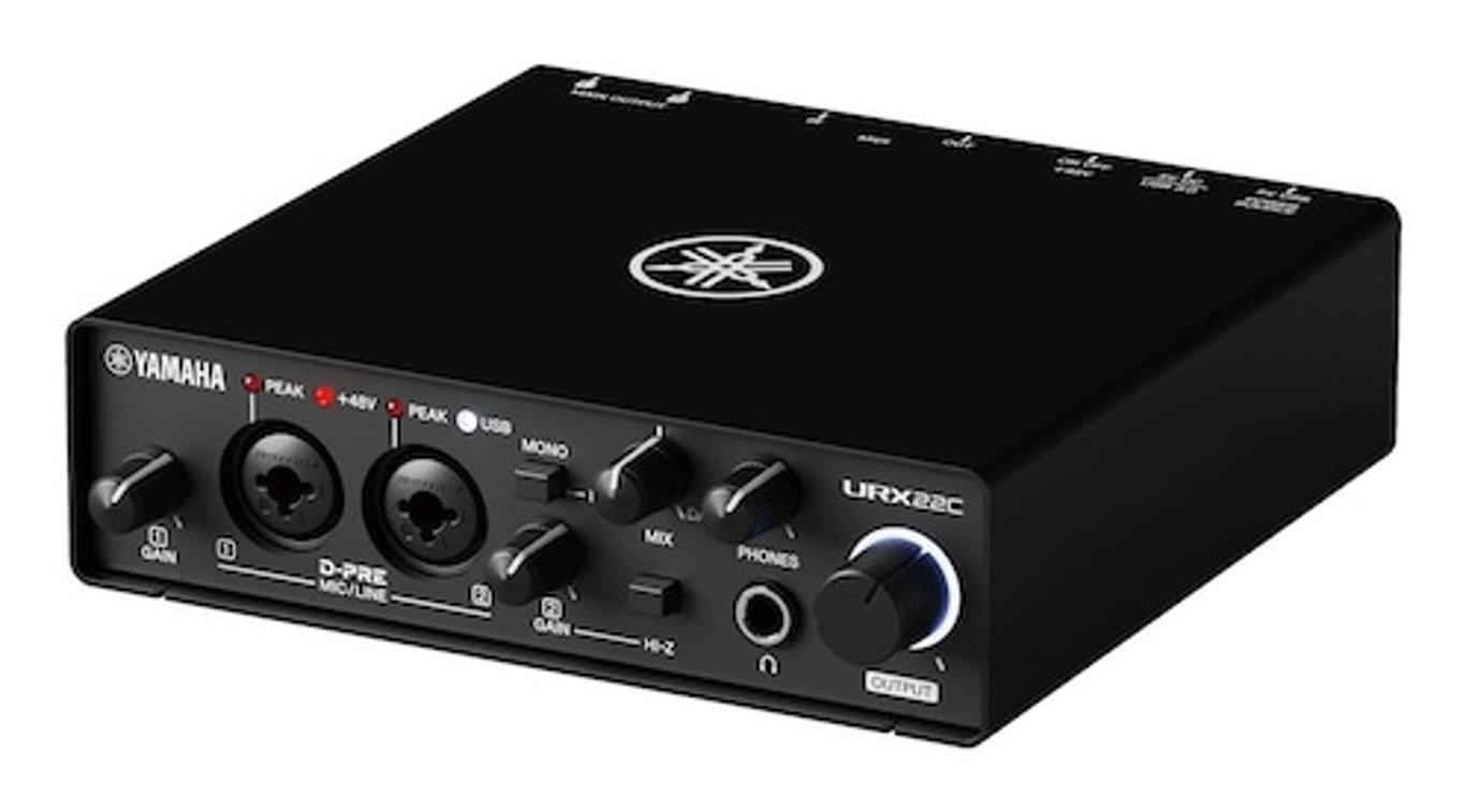 Yamaha URX22C