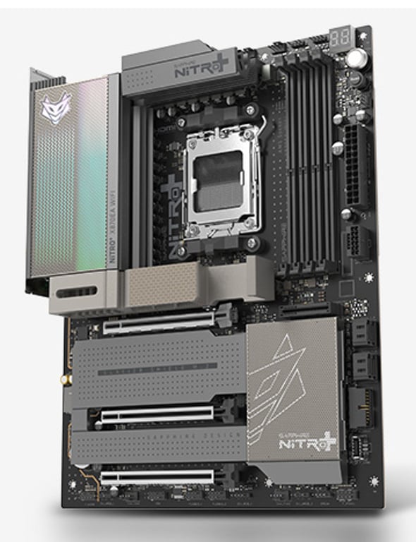фото Материнська плата Sapphire Nitro+ X870EA 2